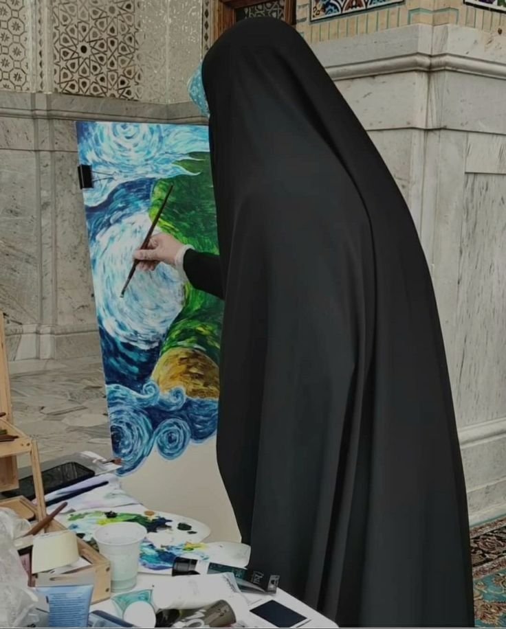 هوالمُصور ؛ گرافیست، تایپوگرافی؛ خطاطی... خلاصه از هر انگشت یک هنر