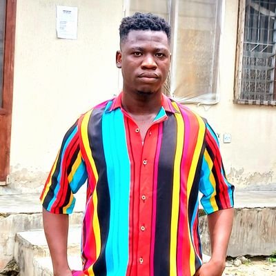2ericayo's profile picture. 