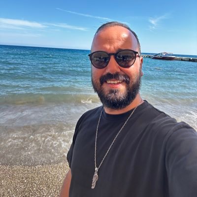 BJK Kongre Üyesi 🦅 İAÜ Kuyumculuk ve Takı Tasarımı AÜ Spor Yönetimi