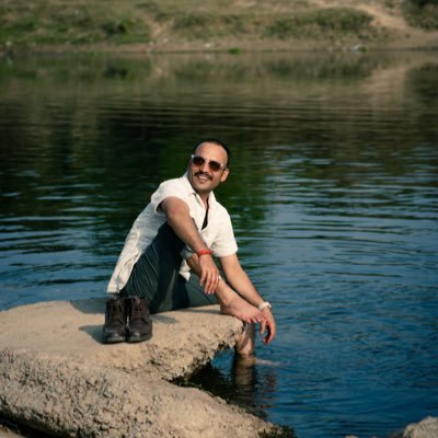 Indian 🇮🇳, Loves photography. Radio Professional.