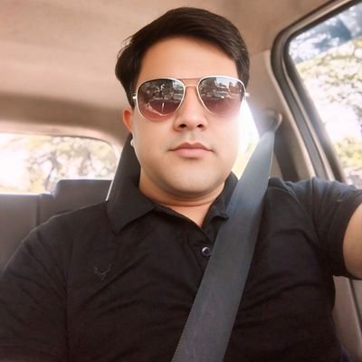 Santosh36933366's profile picture. गलत का विरोध खुल कर कीजिए, क्योंकि इतिहास हमेशा टकराने वालों पर लिखा जाता है तलवे चाटने वालों पर नही।