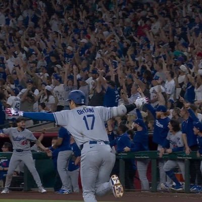 Lifetime fan of the Los Angeles Dodgers; Weather watcher Big Bear Lake; Love to smoke 🐖🥩 🍖 🍗🥓🔥