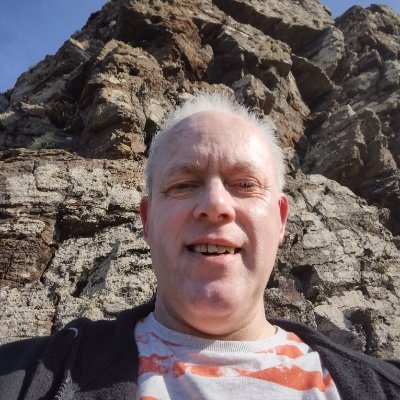 Website Editor for She Kicks Magazine (incorporating HerGoal Magazine) https://t.co/uClpv0mFAz
@hergoalmagazine https://t.co/Rz1OEEkE2x