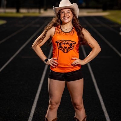 HunterPeyton26's profile picture. Track IS my passion!🏃‍♀️🏃‍♀️🧡🖤 District Champ🥇 Sprinter 🏃‍♀️100M 11.90 GPA 4.95454 🖤Senior 2026🧡 Gladewater, Tx insta - peytonrunstrack