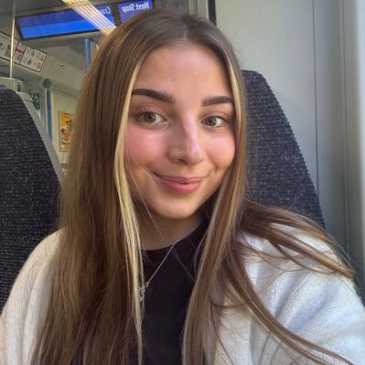 xchloepricex's profile picture. 