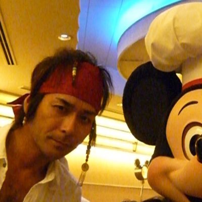 edokko_datekko's profile picture. 「金曜夜のアレ」という財務省正門前でのデモについて発信します。2014年中共に抗う台湾で非暴力により成功した革命「ひまわり運動」をお手本に日本を変える為、みなさんの声を財務省へ届けるお手伝いをする運営として頑張っていきたい！#ひまわり運動 #増税 #森永卓郎 #政治 #デモ #金曜夜のアレ