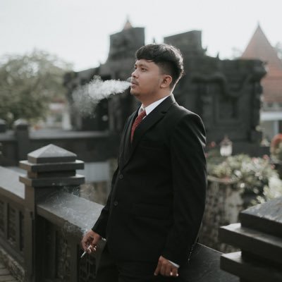 endarpohan's profile picture. checks over stripes?