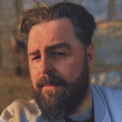 Realistic @mancity fan | Work in eSports | Influencer Relations and Social Media Manager | retired @Twitch Partner | 6’4