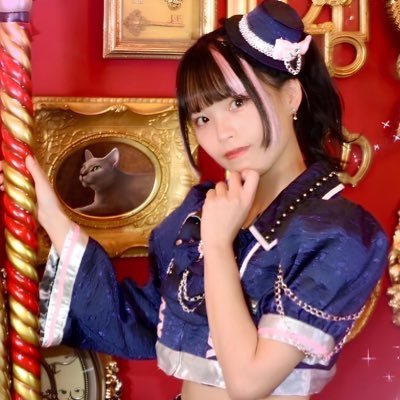 《大阪拠点セルフP一緒に呑める友達アイドル🧸🍻》ポップ✖️ロックの二刀流 | オリ曲15曲(一部楽曲サブスク&JOYSOUND配信中) | @caffebar_Penta コンカフェ運営 | お仕事依頼はDMまたはs.riina.official@gmail.comまで 📩 #ほっこりいなしたい #呑み友アイドル