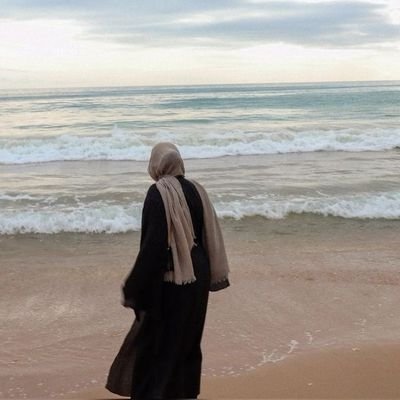 مَا لي وَللدُّنْيَا؟
مَا أَنَا في الدُّنْيَا إِلَّا كَرَاكِبٍ
اسْتَظَلَّ تَحْتَ شَجَرَةٍ
ثُمَّ رَاحَ وَتَرَكَهَا.....