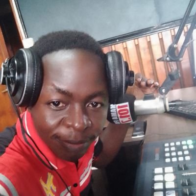 MoshDdamba's profile picture. Voiceover Artist/presenter 📻101.7 MAMA FMusic Analyst/DJ/ MC / digital influencer/media personality/pmtor   
   Contact me :0753389440, moshddamba45 @gmail.com