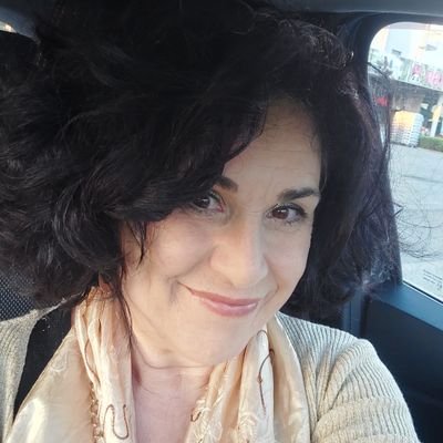 E poi capisci che tutti i problemi, le ansie e le paranoie potevano essere evitate con un semplice:
“Non me ne frega un c…”.