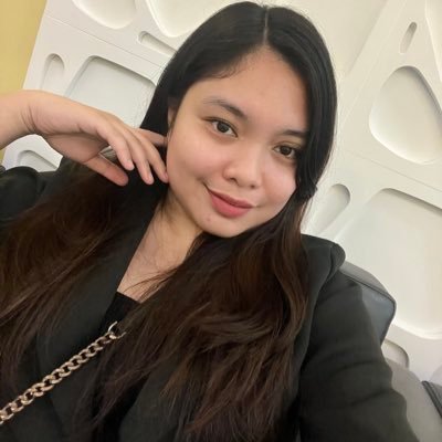 mdllandra's profile picture. 