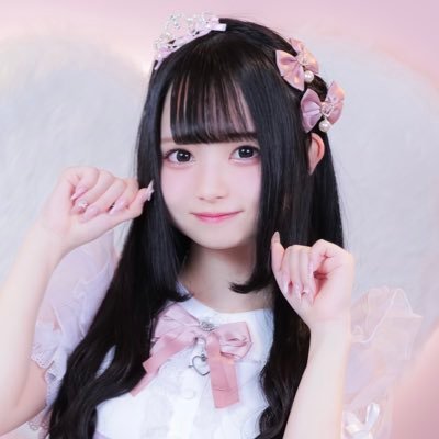 ▫️ 𝒎𝒂𝒊𝒅𝒄𝒂𝒇𝒆 𝑻𝒊𝒂𝒓𝒂 2店舗メイド長 & プロデューサー 🎀 ₊⁺ @maidcafe_tiara @maidcafe_moon 🤍ꕀ꙳ ▫️ ┊︎ 『 女の子は 誰だってお姫様 ♡ 』 メイドちゃんの応募は 下のリンクから 🔗🤍 ┊︎ #はいにゃん帝国グループ 💒 ♡