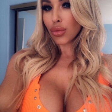 SmithDani25's profile picture. 
