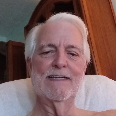 Your typical older gay seeking new friends with the stamina, and ability, to stay on top in all situations. Must enjoy NSA fun in Broward/Miami-Dade area.