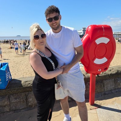 Danielle090689's profile picture. 