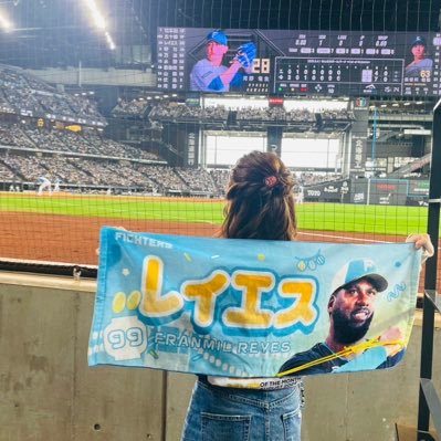 FIGHTERS⚾️ #99 #41 #8 #18 /BAYSTARS⭐️ #1 #7 ハムファン仲良くして下さいᵕ̈*