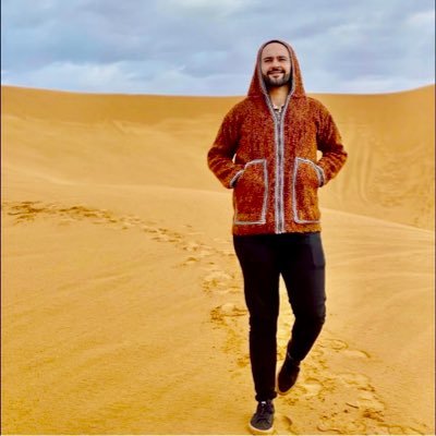 akillioo's profile picture. Eski açık sarı desene