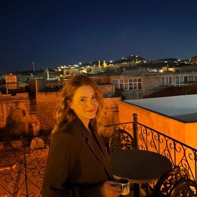 viaycandemirci's profile picture. Avukat