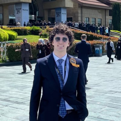 bugraozaykeskin's profile picture. ▪️Political Science and International Relations & Psychology | @uskudaruni