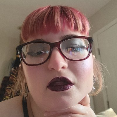 MerlotBella's profile picture. https://t.co/5SnaPmYYjF