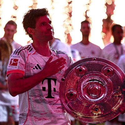 b0_0ster's profile picture. 999 | 🔴⚪ | nothing matters, but like in a good way