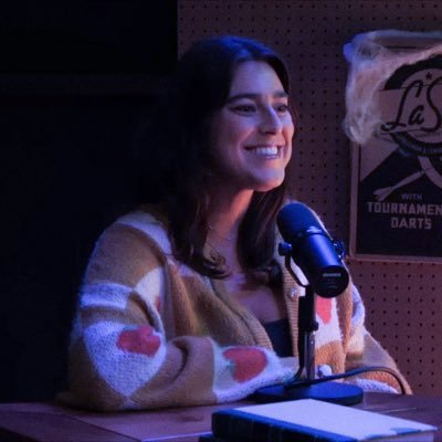 hxuntedswift's profile picture. 