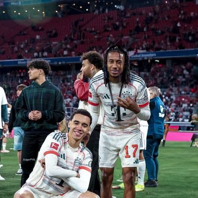 ExiFlo's profile picture. #VforVictory @RCSA @FCBayern
 
Conducteur du train Gio Mpetshi Perricard