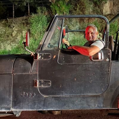 emramouse's profile picture. 