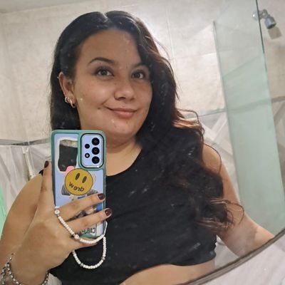 BreanaV20's profile picture. 💡 Lo escencial es invisible a los 👀 ✨