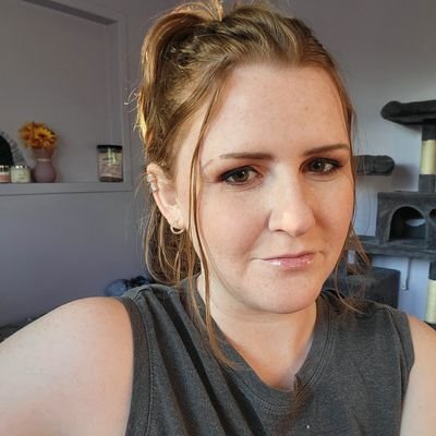 She/Her • 30 • BGE (big goblin energy) • 🇨🇦