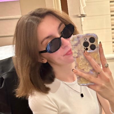 sofiekatex's profile picture. she/her | yikes