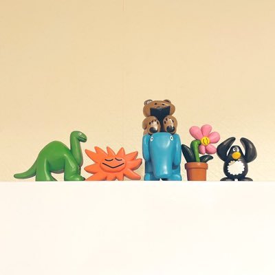 _springroll__'s profile picture. ライブハウスと劇場に行ったり来たりしてます