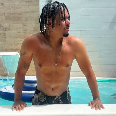 Touro ♉️ | Carioca | Da Paz 🏳 | Ninguém tem o mesmo coração que você 💙