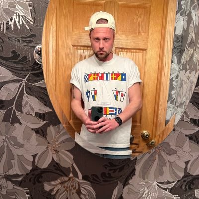 ohhbradd's profile picture. learnedly here to talk shit about whatever