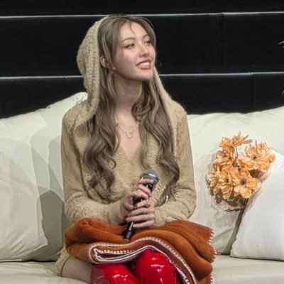 yui448's profile picture. สงบนิ่ง