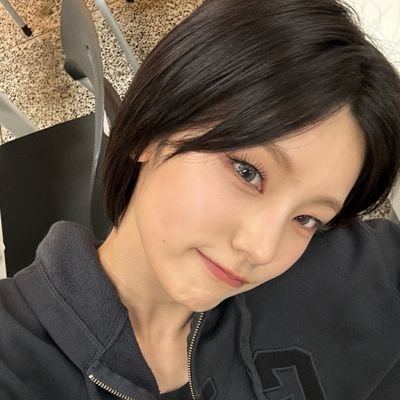 xJillianHz's profile picture. 