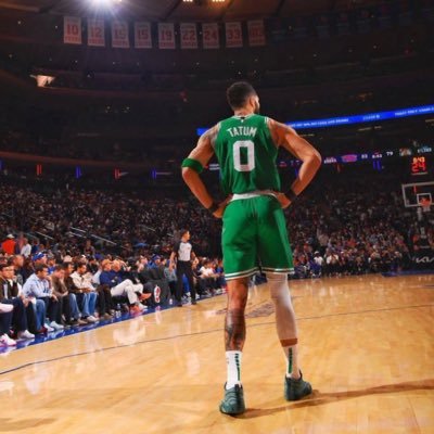 random_wmka's profile picture. .