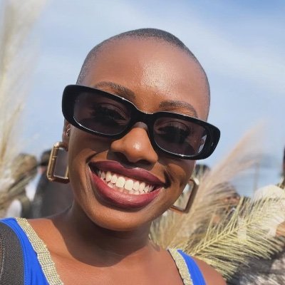 rasha_anne's profile picture. Maybe we’re better misunderstood 😘