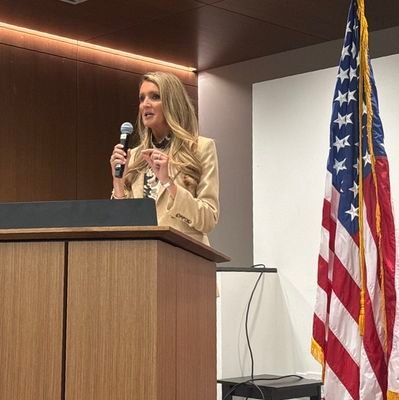 Proudly American, entrepreneurs, conservative, philanthropist. Chair @GreaterGeogia. Founder @RallyRightUSA. Board @OfficialPSQ. Fmr U.S. Senator,GA. Rom 12:21
