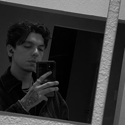 steefweeze's profile picture. Steven. Unserious. Radiology Tech R.T(R).