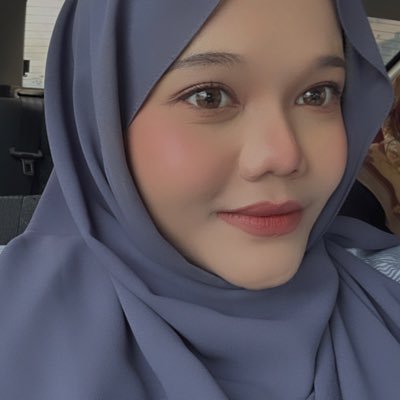 Foodie, married to the love of my life, kuat bebel, benci mstar