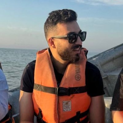 SherVn31's profile picture. دگر آخرین سنگر ما سکوت نیست...