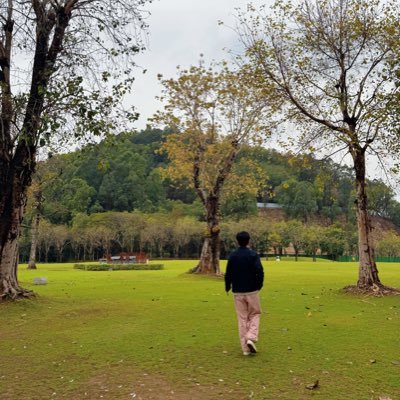 henghaer123's profile picture. 只折桃花换酒钱