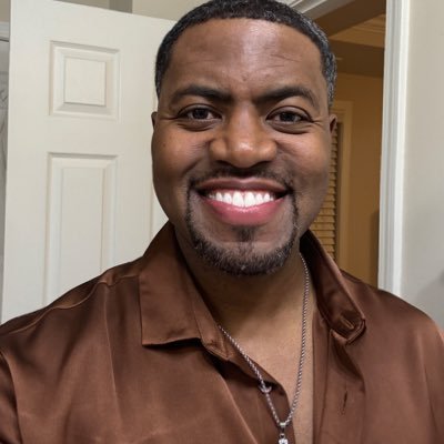 Practitioner, Sports Fan #THEU , #EAGLES, Foodie, Lifelong Family Man, Rule Breaker. 90s Music 4 Life. Tweets are my own unless hacked.