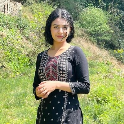 Afrin689635's profile picture. 