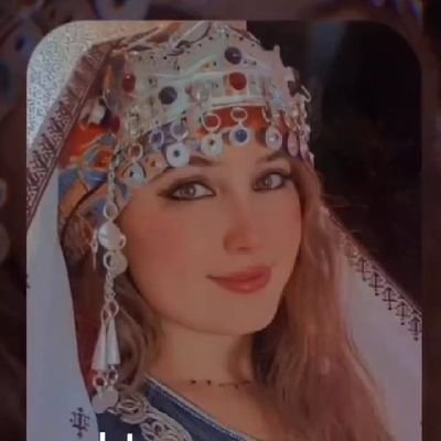 اذا كانت أمي الجنة فأنت يا أبي بابها أنتم الرضا وأطهر النعم لقلبي ♥️