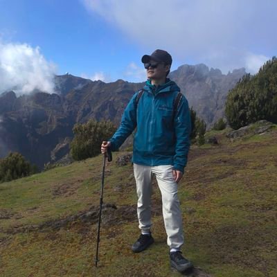 HU_Bin_CHN's profile picture. 中国驻葡萄牙大使馆公使衔参赞  Minister Counsellor of Chinese Embassy in Portugal. Persenal view.