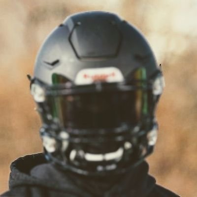 ☆☆☆☆☆ Loading....16y 6'1 185 lbs WR/CB New School Hughes STEM HS (OH) 4.42 40yard 415 SQ 305 BP Deadlift 350 jamarionrobinson564@gmail #GodFirst #classof2026